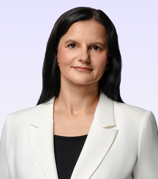 Альона Васильєва